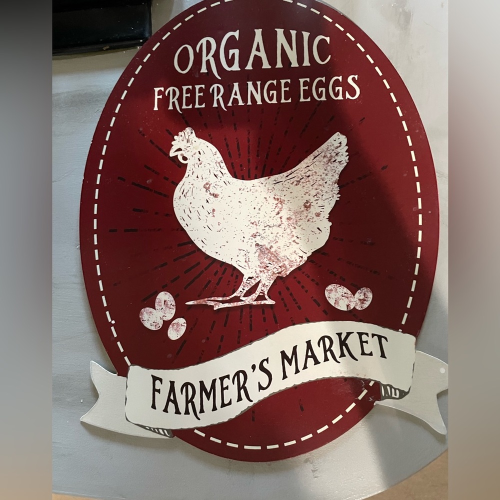 9” x 12 1/2” metal cut-out sign…chicken with graphics
